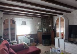 Cosy villa in Sax, with three bedrooms plus guest house, 5,000 m2 plot and heated pool