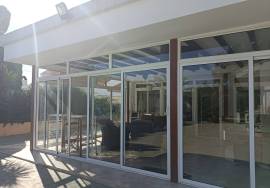Cosy villa in Sax, with three bedrooms plus guest house, 5,000 m2 plot and heated pool