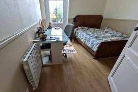 Manor House Style Period Property with Garden