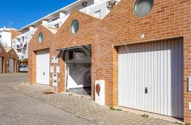 Tavira Town Centre Car Garage/Storage for Sale in Tavira