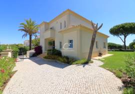 Frontline Golf Views 4 bedrom villa
