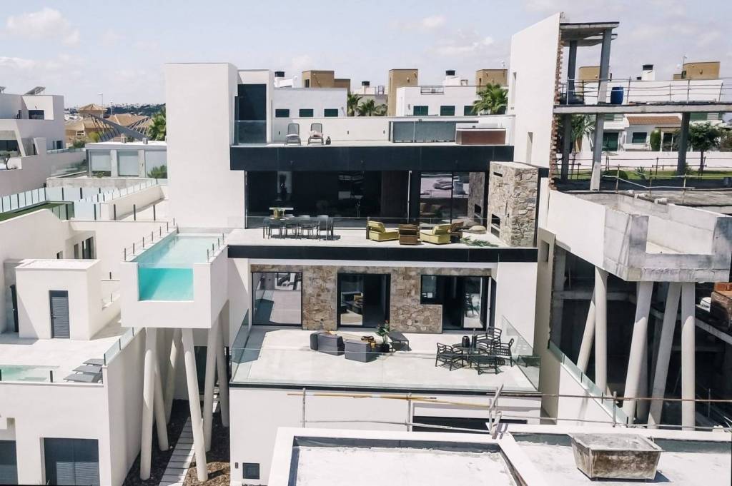3 Bedrooms - Villa - Alicante - For Sale - N5723