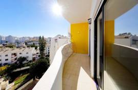 Opportunity! T1+1 Renovated with Open Space Kitchen in Vila Rosa - Portimão Opportunity! T1+1 Renovated with Open Space Kitchen in Vila Rosa - Portimão