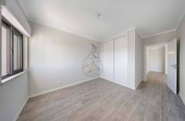 Opportunity! T1+1 Renovated with Open Space Kitchen in Vila Rosa - Portimão Opportunity! T1+1 Renovated with Open Space Kitchen in Vila Rosa - Portimão