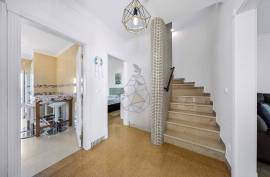 Triplex Villa with 5 Bedrooms in Private Condominium with Pool - Montes de Alvor Triplex Villa with 5 Bedrooms in Private Condominium with Pool - Montes de Alvor