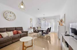 Triplex Villa with 5 Bedrooms in Private Condominium with Pool - Montes de Alvor Triplex Villa with 5 Bedrooms in Private Condominium with Pool - Montes de Alvor