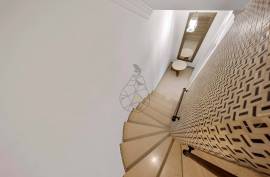 Triplex Villa with 5 Bedrooms in Private Condominium with Pool - Montes de Alvor Triplex Villa with 5 Bedrooms in Private Condominium with Pool - Montes de Alvor