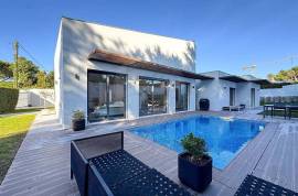 4-Bedroom Villa with 4 Suites + Office | Garden & Pool | Furnished – Birre, Cascais