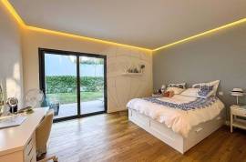 4-Bedroom Villa with 4 Suites + Office | Garden & Pool | Furnished – Birre, Cascais