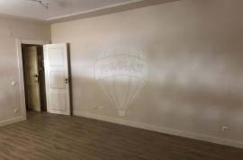 T1 for rent in central Cascais