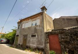 House to Restore - Lajeosa do Dão - Viseu