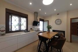 Singular asset 624 m² | Investment opportunity with proven compatible uses | Sanlúcar la Mayor. Ideal investment: accommodation, coliving or boutique residence Singular asset 624 m² | Investment opportunity with proven compatible uses | Sanlúcar la Mayor. Ideal investment: accommodation, coliving or boutique residence