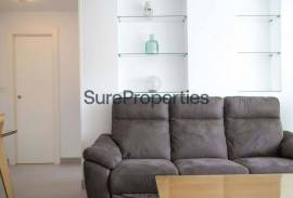 Comfort, light and tranquillity: 2-bedroom apartment with terrace in Caleta-Vélez