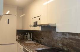 Comfort, light and tranquillity: 2-bedroom apartment with terrace in Caleta-Vélez