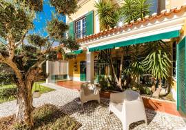 4 Bedroom Villa with Garden and Pool in the Prestigious Quinta da Beloura