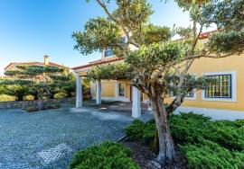 4 Bedroom Villa with Garden and Pool in the Prestigious Quinta da Beloura