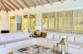 A Zen Retreat With Panoramic Ocean Views