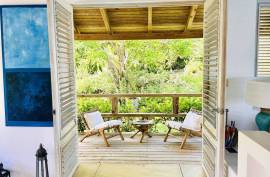 A Zen Retreat With Panoramic Ocean Views