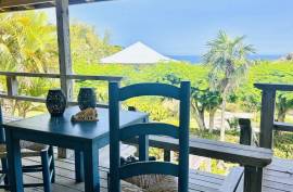 A Zen Retreat With Panoramic Ocean Views