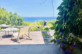 A Zen Retreat With Panoramic Ocean Views