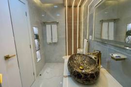 Incredible Urban Oasis