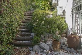 Luxury 7 Bed Villa & Self Contained Apartment For Sale in Sitges