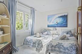 Luxury 7 Bed Villa & Self Contained Apartment For Sale in Sitges