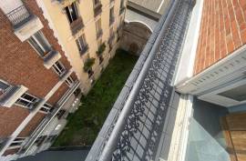 Luxury 1 Bed Apartment For Sale In Paris