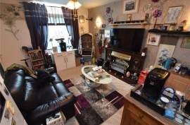 Complex of 8 Flats with Tenants in Place For Sale in Leeds United