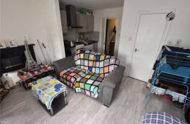 Complex of 8 Flats with Tenants in Place For Sale in Leeds United