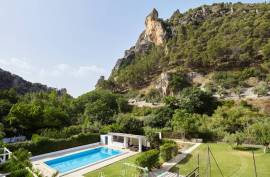 Excellent 7 Bed Country Estate For Sale in La Cerradura Jaen