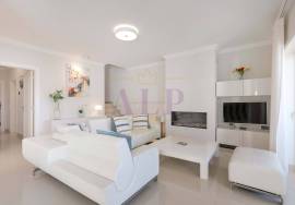 Contemporary Villa In Boavista Golf & Spa, Lagos