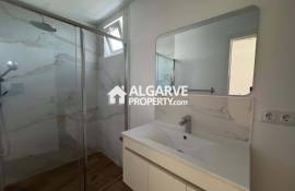 Lovely 6 bedroom villa (3 x 2 bedrooms) near the beach and marina of Albufeira