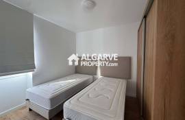 Lovely 6 bedroom villa (3 x 2 bedrooms) near the beach and marina of Albufeira