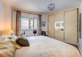 Exclusive T3 Duplex | Ocean Front, Pool, and Private Beach Access | Armação de Pêra, Algarve