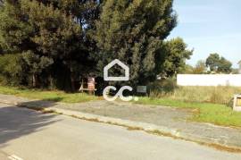 Plot of land for urban construction, with an area of 480 m2, excellent sun exposure, located in a demure area, in the Urbanization Pinhal do Rei. Plot of land for urban construction, with an area of 480 m2, excellent sun exposure, located in a demure area, in the Urbanization Pinhal do Rei.