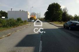 Plot of land for urban construction, with an area of 480 m2, excellent sun exposure, located in a demure area, in the Urbanization Pinhal do Rei. Plot of land for urban construction, with an area of 480 m2, excellent sun exposure, located in a demure area, in the Urbanization Pinhal do Rei.