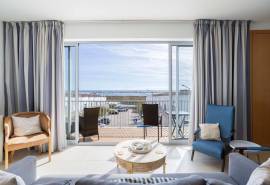 Olhão – Bright 2-bedroom apartment with rooftop terrace and sea views