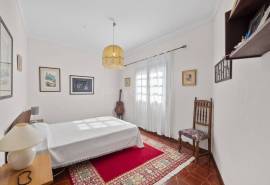 Caramujeira – Traditional 5-Bedroom Villa set on a generous plot