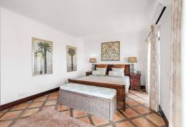 Carvoeiro - Magnificent 4-Bedroom villa breathtaking sea views and indoor and outdoor pools