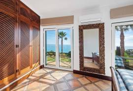 Carvoeiro - Magnificent 4-Bedroom villa breathtaking sea views and indoor and outdoor pools