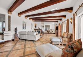 Carvoeiro - Magnificent 4-Bedroom villa breathtaking sea views and indoor and outdoor pools