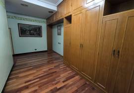 Magnificent house for sale on Magdalena street with garage.