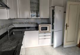 Magnificent house for sale on Magdalena street with garage.