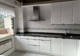 Magnificent house for sale on Magdalena street with garage.