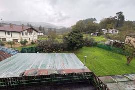 House for sale next to the hospital, Galdakao