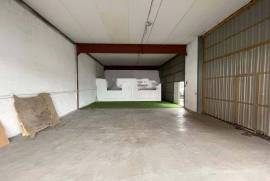 WAREHOUSES AT STREET LEVEL IN TRAPAGARAN WAREHOUSES AT STREET LEVEL IN TRAPAGARAN