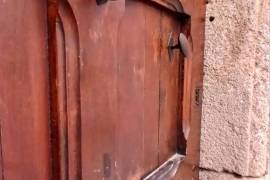 Former Presbytery With 145 M2 Of Living Space Offering 4 Bedrooms And A Private Terrace. Unique