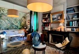 An Impressive 18th-Century Mansion With 8 Bedrooms, 6 Bathrooms, 6 Kitchens, Patio And Courtyard, In The Heart Of The Village