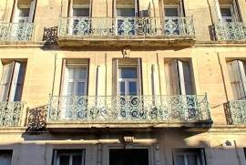 An Impressive 18th-Century Mansion With 8 Bedrooms, 6 Bathrooms, 6 Kitchens, Patio And Courtyard, In The Heart Of The Village